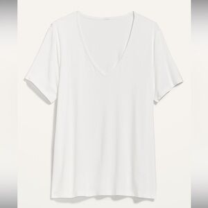 Old Navy V-neck T shirt
